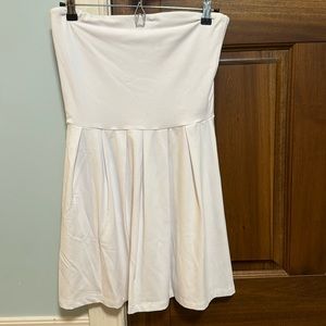 White Susan Monaco strapless drive